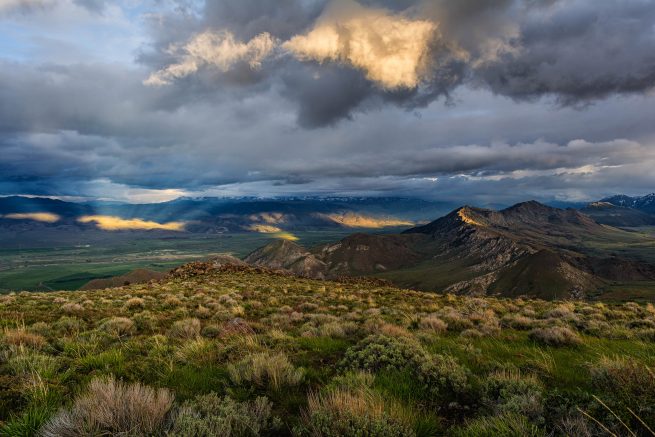 Sierra Mountains, California with sun rays