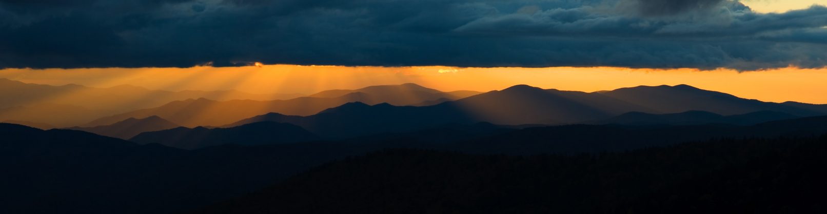 Sunset rays from clouds at Great Smoky Mountains