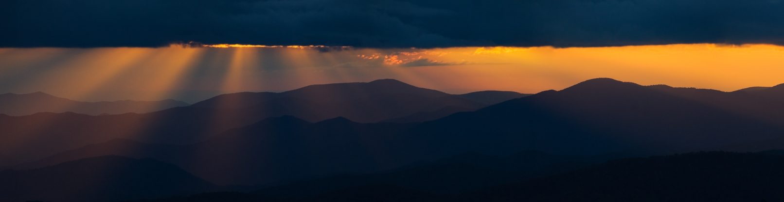 Sunset rays from clouds at Great Smoky Mountains